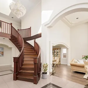 https://west-coast-vancouver-lodging.vancouver-hotels-bc.net